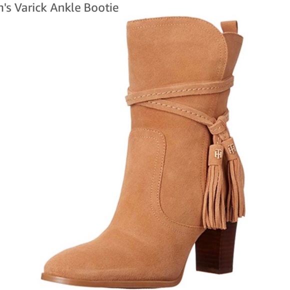 Tommy Hilfiger Shoes - NWOT Tommy Hilfiger Suede Tassel Booties
